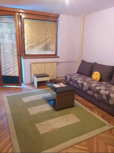 Prodajem stan u Duvanistu na I spratu 35m2 + 3m2 terasa. Stan je uknjizen na ime vlasnika. 0631643344