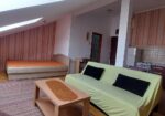 Prodajem stan 38m2-80.000 eur, salonskog tipa, Centar-kej. Stan je odmah useljiv, sa kompletnim namestajem i tehnikom. V sprat, lift, novogradnja. Idealan kao investicija za izdavanje zbog blizine obrazovnih ustanova. Miran deo grada, minut od setalista na Nisavi.     Mladja 063475585