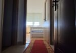 Izdajem garsonjeru u centru Niša, prekoputa Filozofskog fakulteta, veličine 24m². CG, lift, veš-mašina, mogućnost priključenja interneta. Broj 0641427563