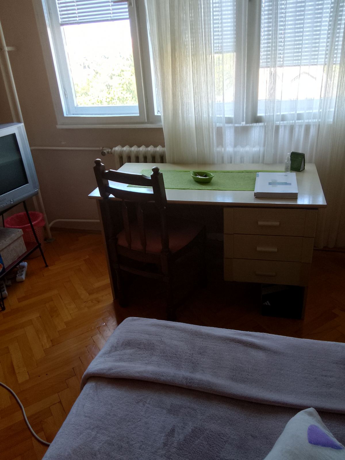 Izdajem sobu u Nišu