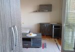 Izdajem jednosoban stan na Paliluli kod NKC-a. Parno grejanje i velika terasa. Nadogradnja, 5.sprat bez lifta 0646151642