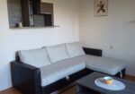 Izdajem jednosoban stan na Paliluli kod NKC-a. Parno grejanje i velika terasa. Nadogradnja, 5.sprat bez lifta 0646151642