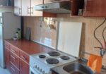 Izdajem jednosoban stan na Paliluli kod NKC-a. Parno grejanje i velika terasa. Nadogradnja, 5.sprat bez lifta 0646151642