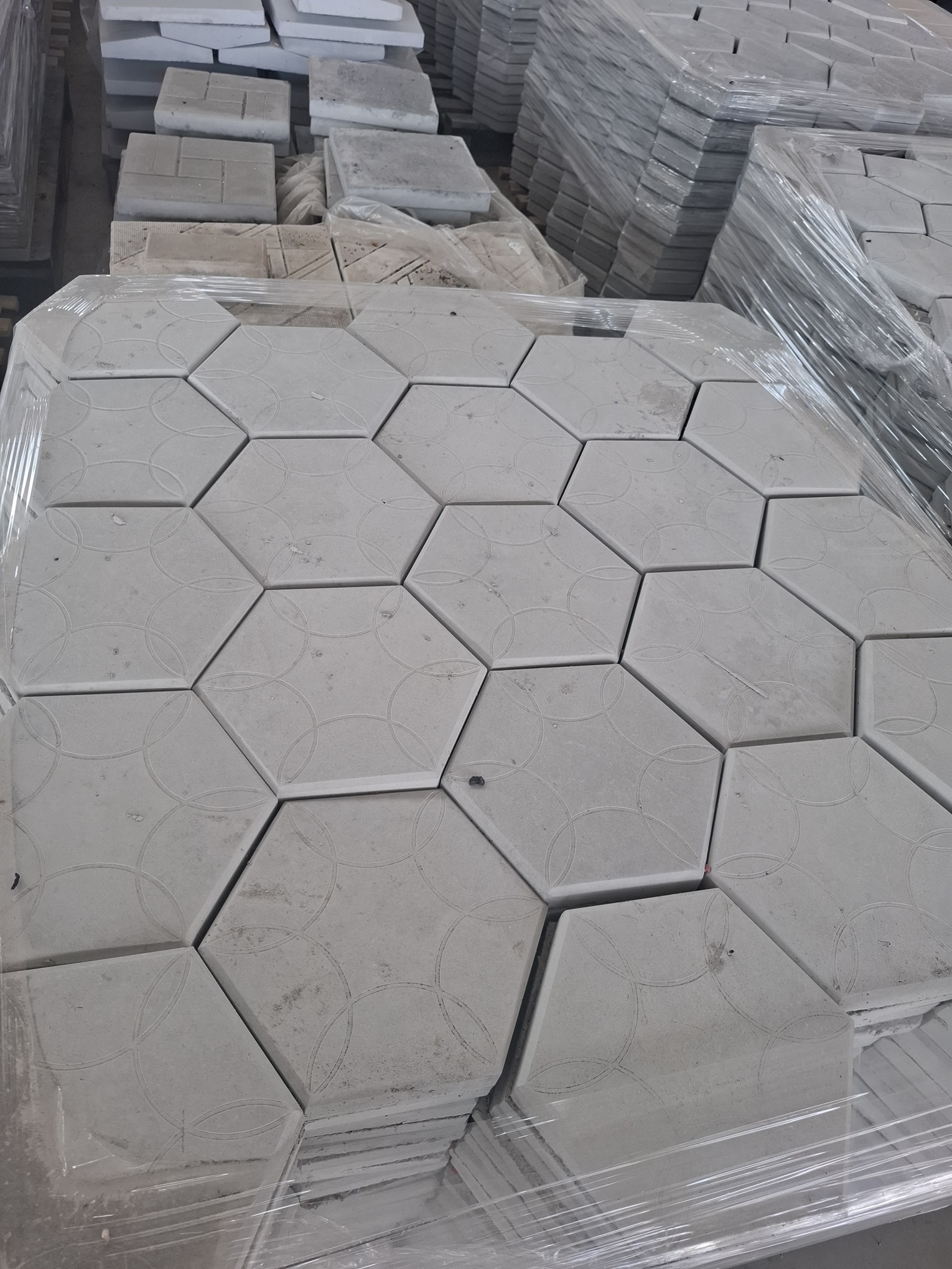 Behaton ploce 3cm debljina za pesacke staze