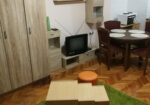 Izdajem kompletno opremljenu garsonjeru u Nišu na Bulevaru Nemanjića
