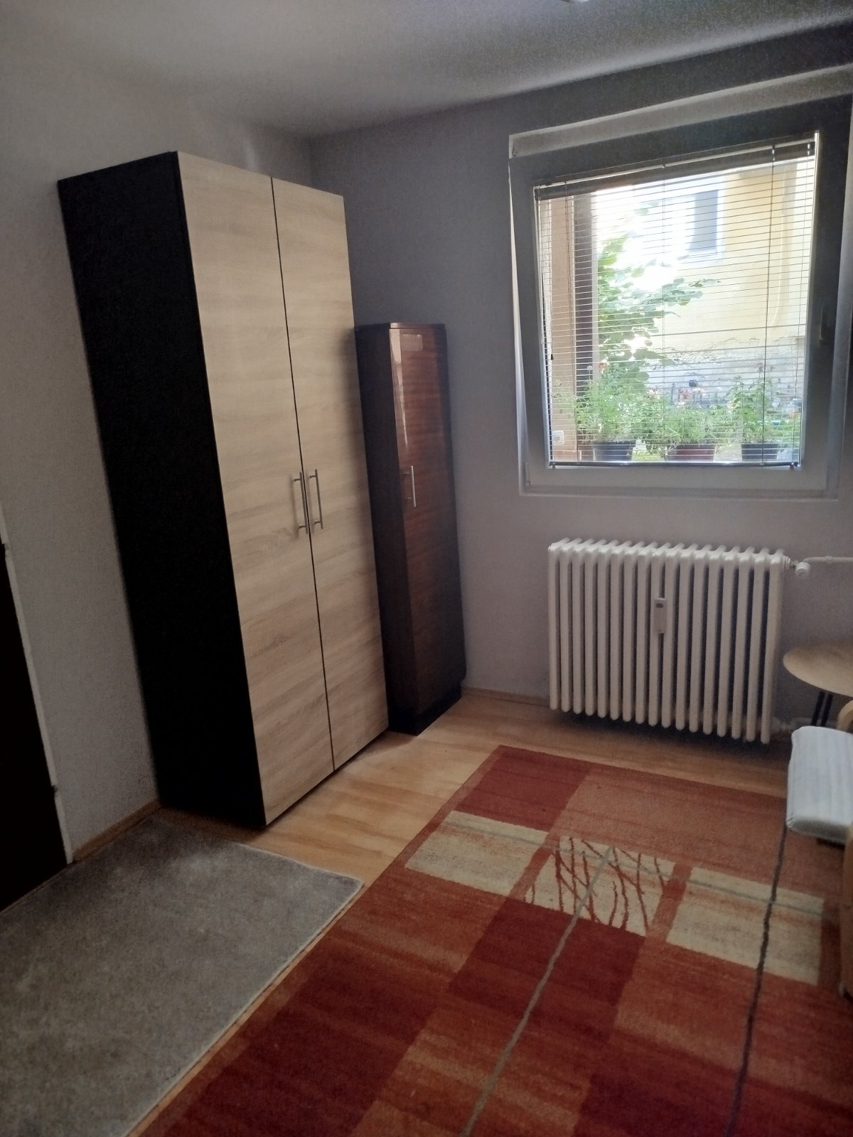Једнособан стан 320€ станарина и трошкови