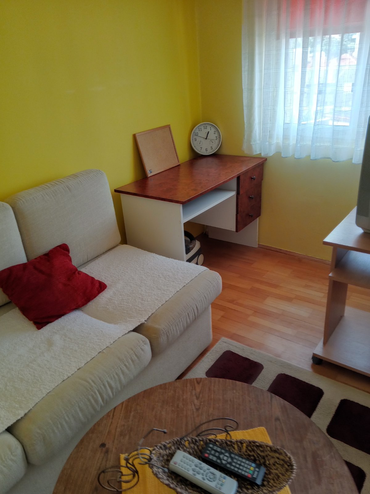 Izdajem garsonjeru u centru
