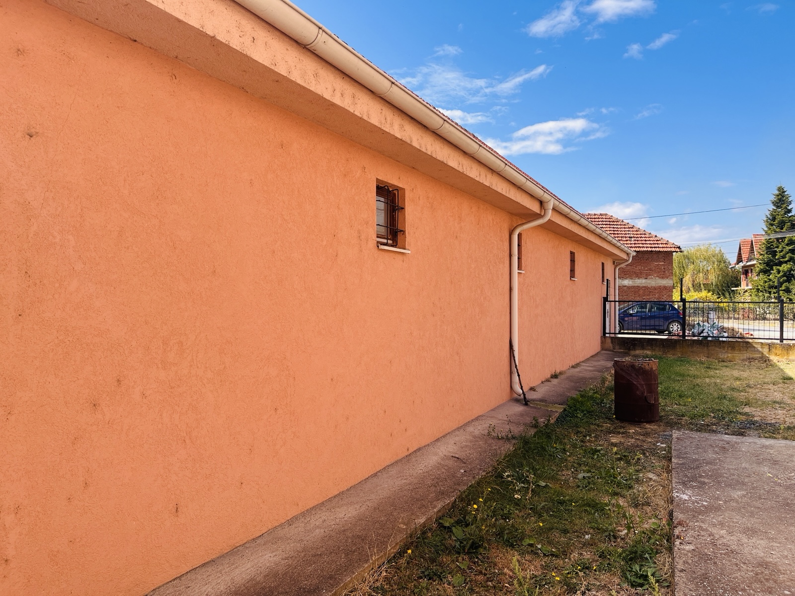 Izdaje se magacin 340 m², Gornje Međurovo – 6 km od centra Niša