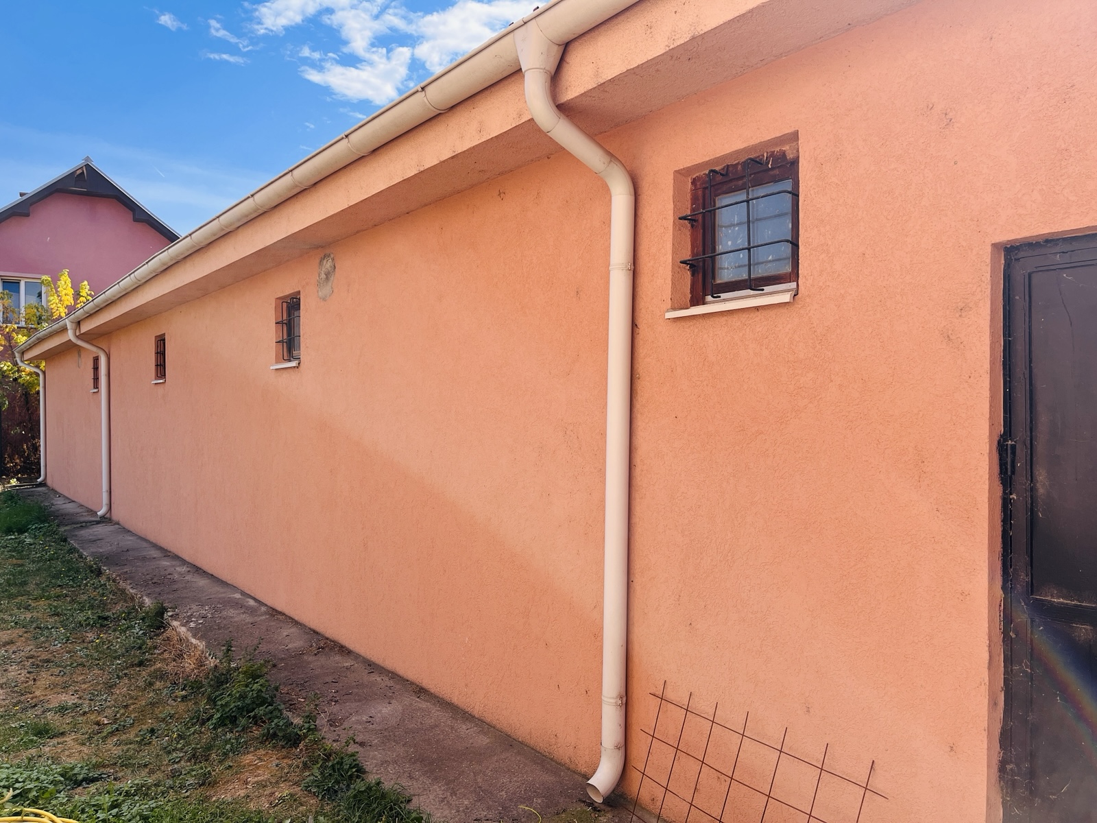 Izdaje se magacin 340 m², Gornje Međurovo – 6 km od centra Niša