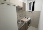Izdajem stan za dve studentkinje u blizini fakulteta Zastite na radu i DiF-a. Grejanje na dve inventor klime. 40 m2. Prvi sprat. 0694277833